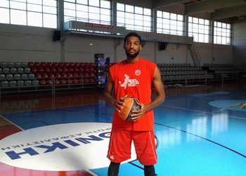 Ρ. Σμιθ: «Να μας στηρίζει ο κόσμος»