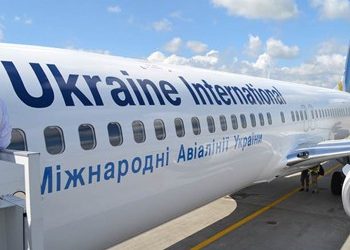 Και φασίστες, και ηλίθιοι!