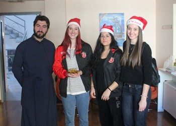 Δίπλα στην «Κιβωτό του Κόσμου»