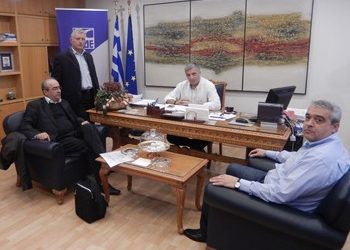 Συνάντηση Πατούλη με το προεδρείο της ΠΟΠ-ΟΤΑ