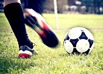 Ξανά στη σέντρα τα πρωταθλήματα