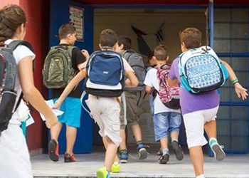 Απάντηση για τις επιχορηγήσεις στα σχολεία