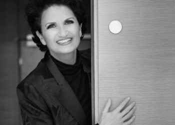 Η Άλκηστις Πρωτοψάλτη στο Μέγαρο