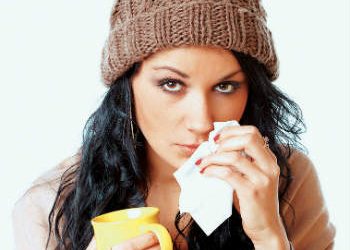 Σαρώνει η γρίπη