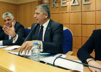 Παραίτηση Ξανθού ζητούν ΚΕΔΕ και ΙΣΑ