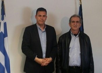 Συνεχείς επαφές Καραμέρου για το προσφυγικό