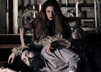 «Graffito, όπως άγριο» από έργα του Παύλου Μάτεσι