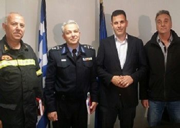 Συνεργασία με το διοικητή Πυροσβεστικής Αττικής