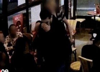 Η στιγμή που ο καμικάζι ανατινάζεται στο Παρίσι!