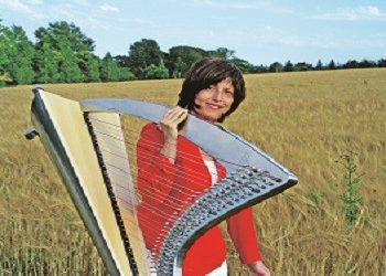 Η Eλίζα Βελλιά στην Αθήνα