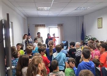 Κάλαντα και Λαζαράκια στη Νέα Ερυθραία