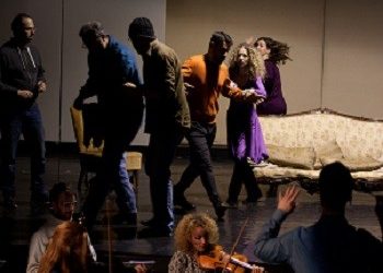 «Ο Κουρέας της Σεβίλλης» στο θέατρο Κνωσός