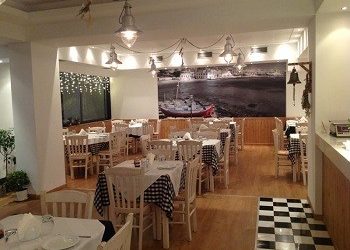 Θαλασσινά με μεράκι στη Νέα Ερυθραία.