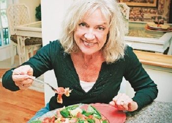 Η μεσογειακή διατροφή ωφελεί & τα οστά μας