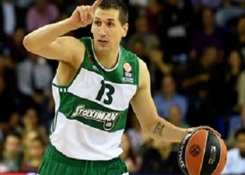 Η Κηφισιά βραβεύει τον Δημήτρη Διαμαντίδη