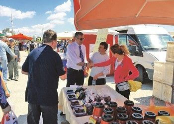 Μεγάλη η προσέλευση στο πάρκινγκ του ΟΑΚΑ