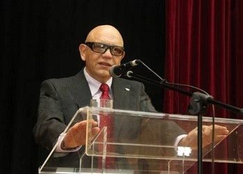 Σπ. Παπασπύρος: «Αυταπάτη και εξαπάτηση»