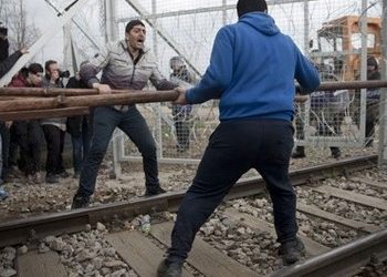 Το λιάσιμο των προσφύγων και η ανάπτυξη