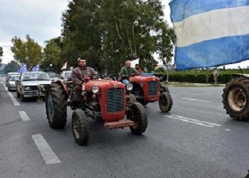 Επιστροφή στα μπλόκα για το πολυνομοσχέδιο