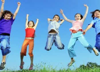 Καλοκαιρινή δημιουργική απασχόληση για παιδιά