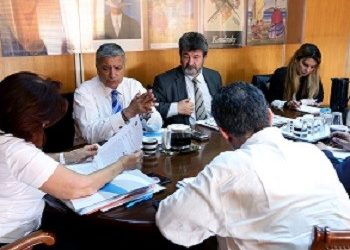 «Διασφαλίστε όλες τις κοινωνικές δομές»