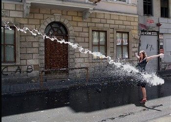 Κωνσταντινούπολη | Δακρυγόνα σε αντι-ισλαμική διαδήλωση