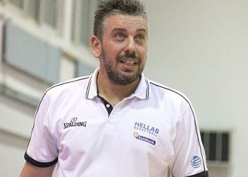 Κλείνει στην Αστάνα ο Ηλίας Παπαθεοδώρου