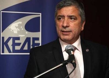 Διαμαρτυρία στο ΙΚΑ για την ασφαλιστική ενημερότητα