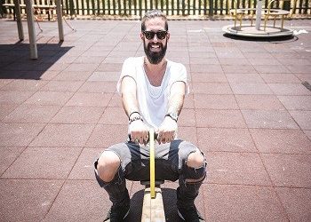 Λ. Παπανικολάου-Γκιωνάκης | «Είμαι ο Dr House, o Monk & o Mr Bean μαζί»