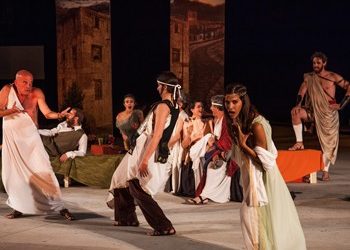 Η ασπίς και το συμπόσιο