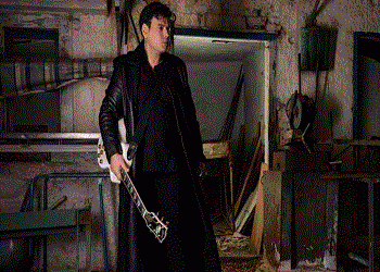 Ο Γιώργος Αναλυτής είναι… μαζί της τρελός