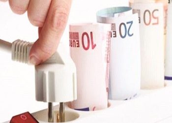 Έκπτωση 15% στα τιμολόγια της ΔΕΗ