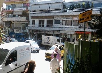 Επί τάπητος παραβατικότητα και παράνομη στάθμευση