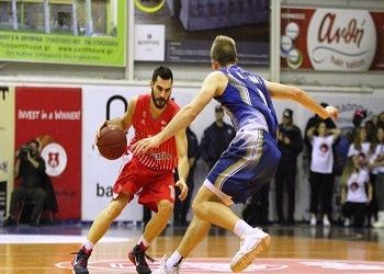 Συνεχίζει στον Πανερυθραϊκό ο Ηλίας Σοφρωνάς