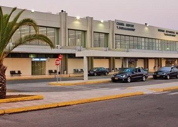 Αναγκαστική προσγείωση δύο Boeing στα Χανιά