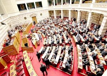 Εκλογικός νόμος χωρίς τους 200