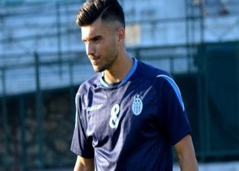 «Κάτοικος» Κηφισιάς ο Καρβουνίδης