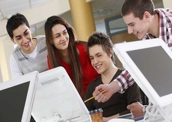 Υποτροφίες σε μαθητές Α’και Β’ Λυκείου