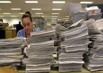 Η ΚΕΔΕ για τις δημόσιες συμβάσεις στους δήμους