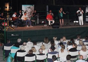 Ξεκίνησαν οι μουσικές λαϊκές βραδιές