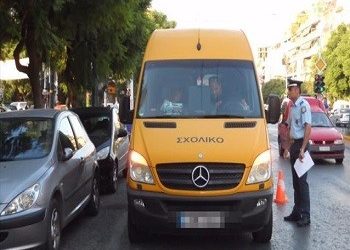 Έλεγχοι σε σχολικά λεωφορεία