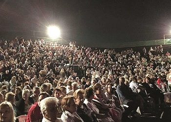 Στιγμές ευφορίας και προσφοράς στην κοινωνία