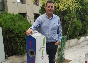 Στην πρίζα… της ηλεκτροκίνησης η Περιφέρεια Αττικής
