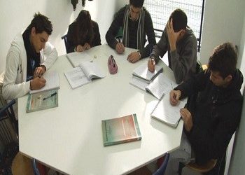 Φροντιστήρια για ευπαθείς οικογένειες
