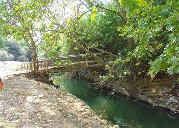 «Στην Αθήνα πληρώνουμε για να καταστραφούν τα ρέματα»