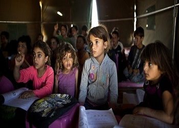 «Άμεση ένταξη των προσφυγόπουλων στη δημόσια εκπαίδευση»