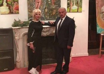 Παρών στην έκθεση