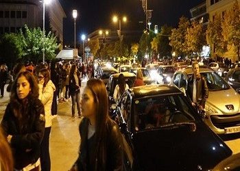 Στους δρόμους πέρασαν το βράδυ οι κάτοικοι των Ιωαννίνων από τα 5,5 Ρίχτερ