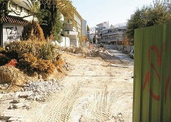«Βραχυκύκλωμα» τέλος, αγώνας δρόμου για το υπόγειο πάρκινγκ
