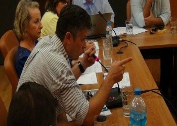 «Σταματήστε τη δυσφήμιση & σοβαρευτείτε!»